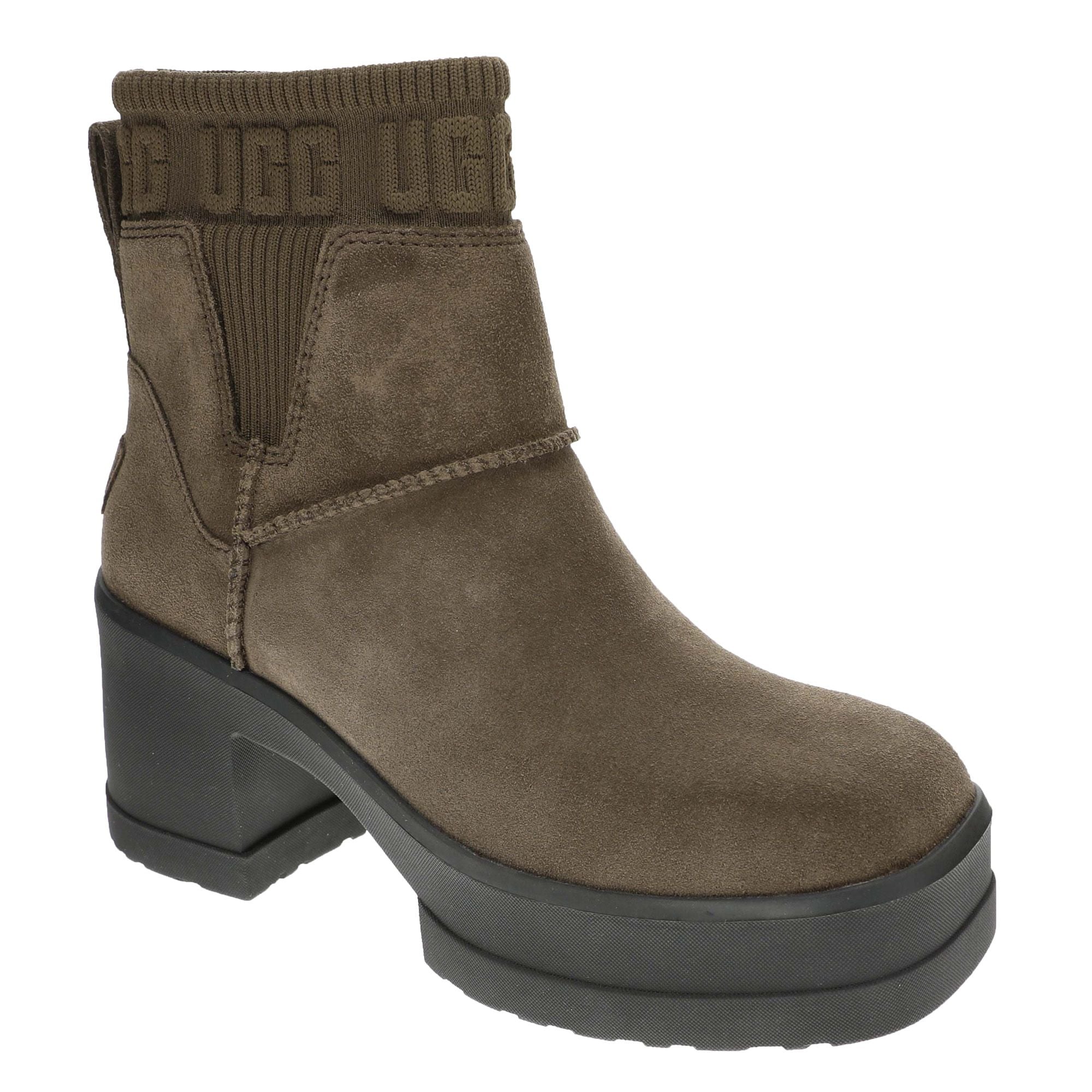 UGG® Moxy Chelsea (Women's) | Stoneberry